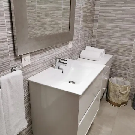 빌라 Luxury Anjomacar